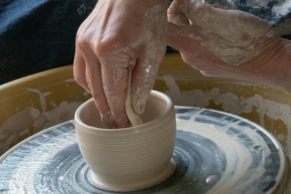 Où trouver des ateliers de fabrication de poteries en Grèce?